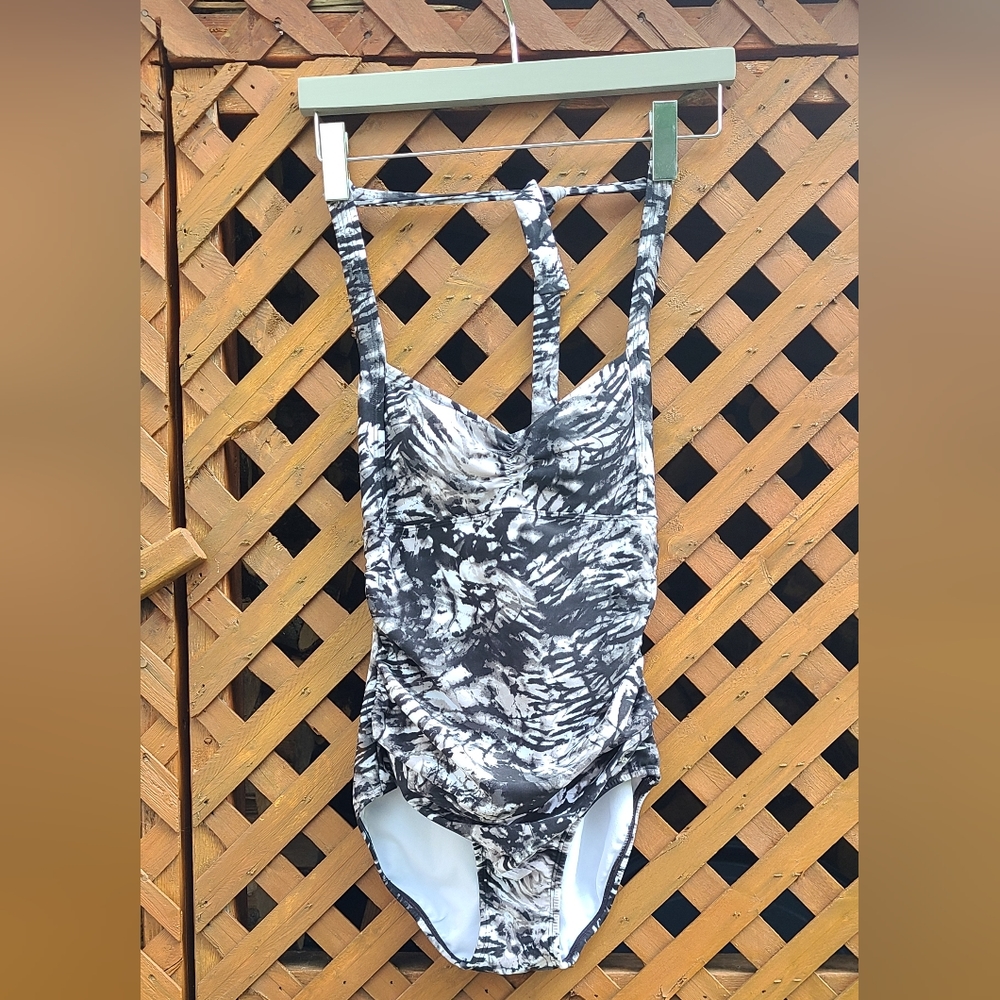 Speedo Swimsuit - Picture 8 of 8